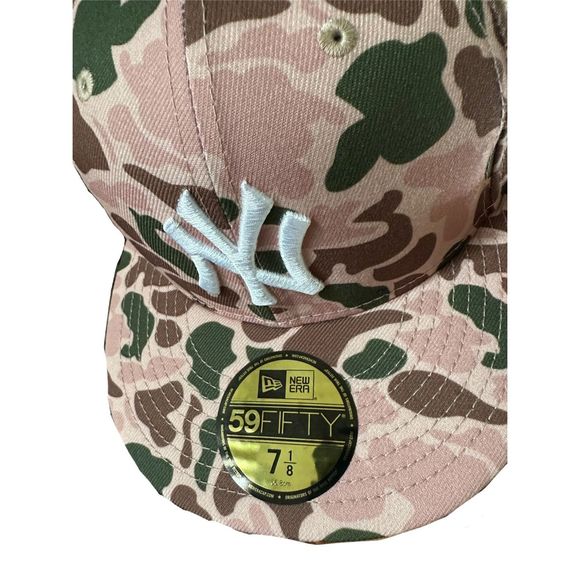 New York Yankees Duck Camo 1996 World Series Patch Fitted Hat - Picture 2 of 5